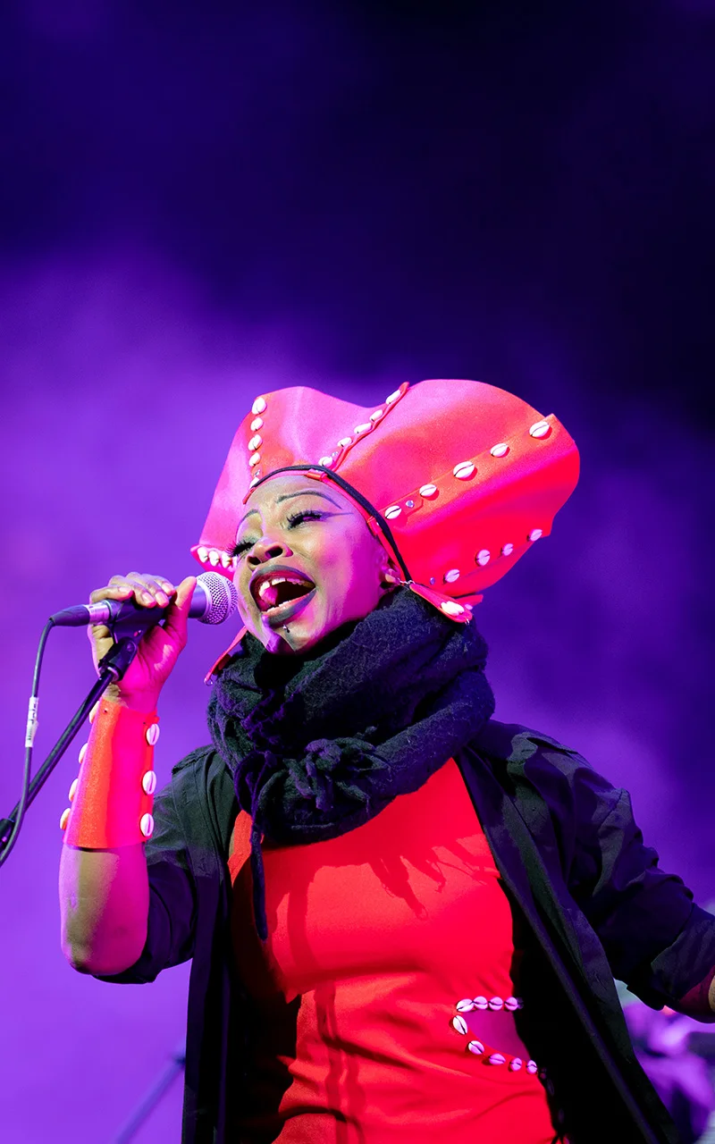 female singer on stage photograph